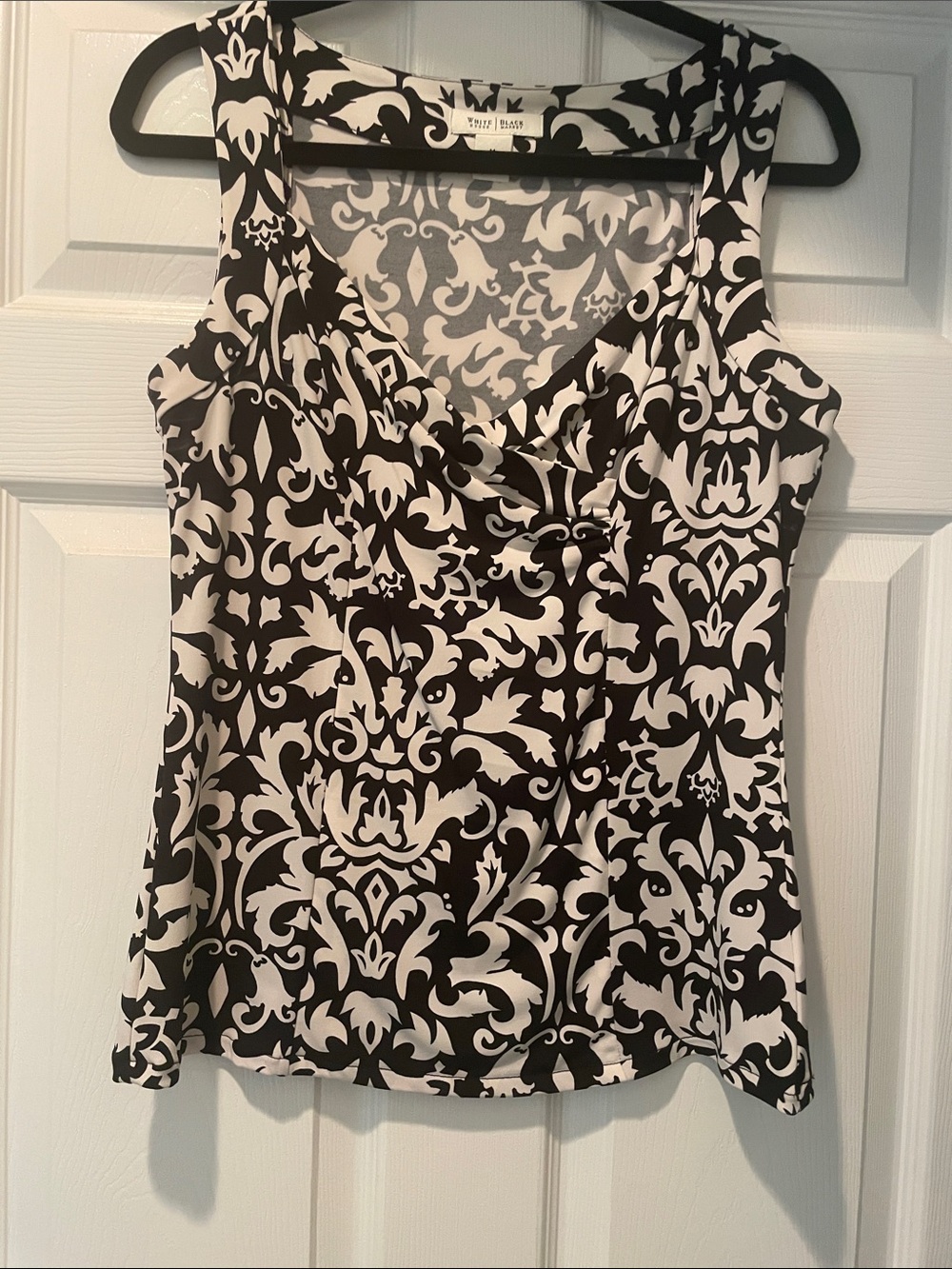 White House Black Market Black & White Damask V-Neck Camisole